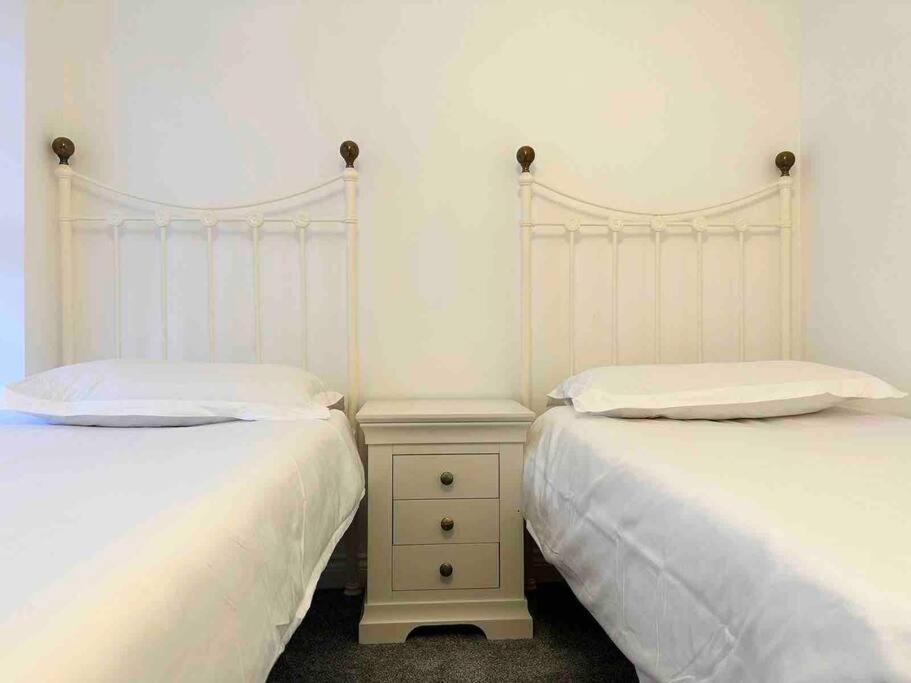 Serene Home Ideally Connected To Central London Bromley Extérieur photo