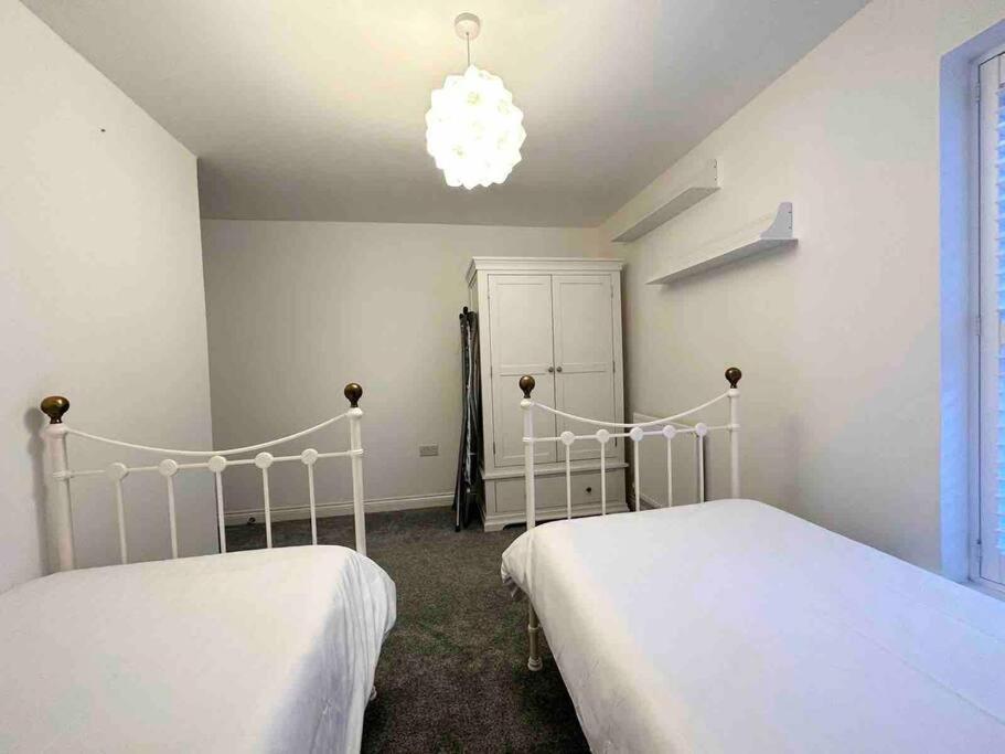 Serene Home Ideally Connected To Central London Bromley Extérieur photo
